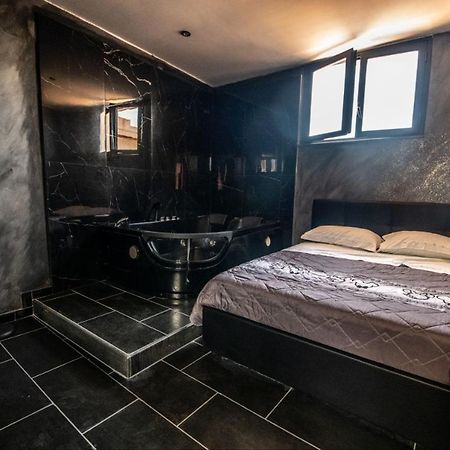 Suite Dello Stadio Катания Экстерьер фото